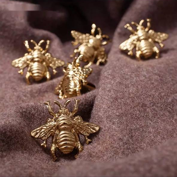 Bugs Handle/Knob