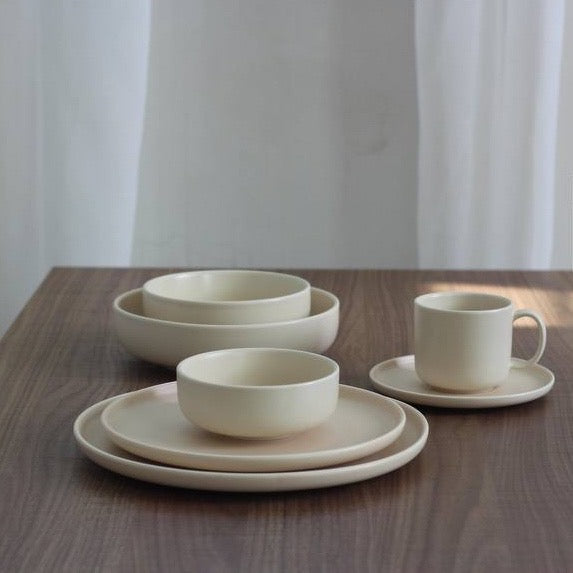 Kiel Dinnerware